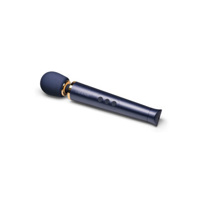 Le Wand Petite Rechargeable Vibrating Wand Massager - Image 3